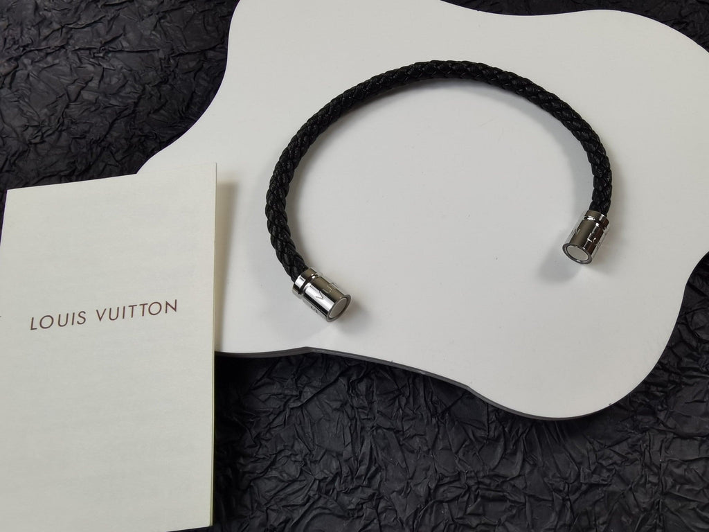Louis Vuitton Keep It 18K Gold Bracelet