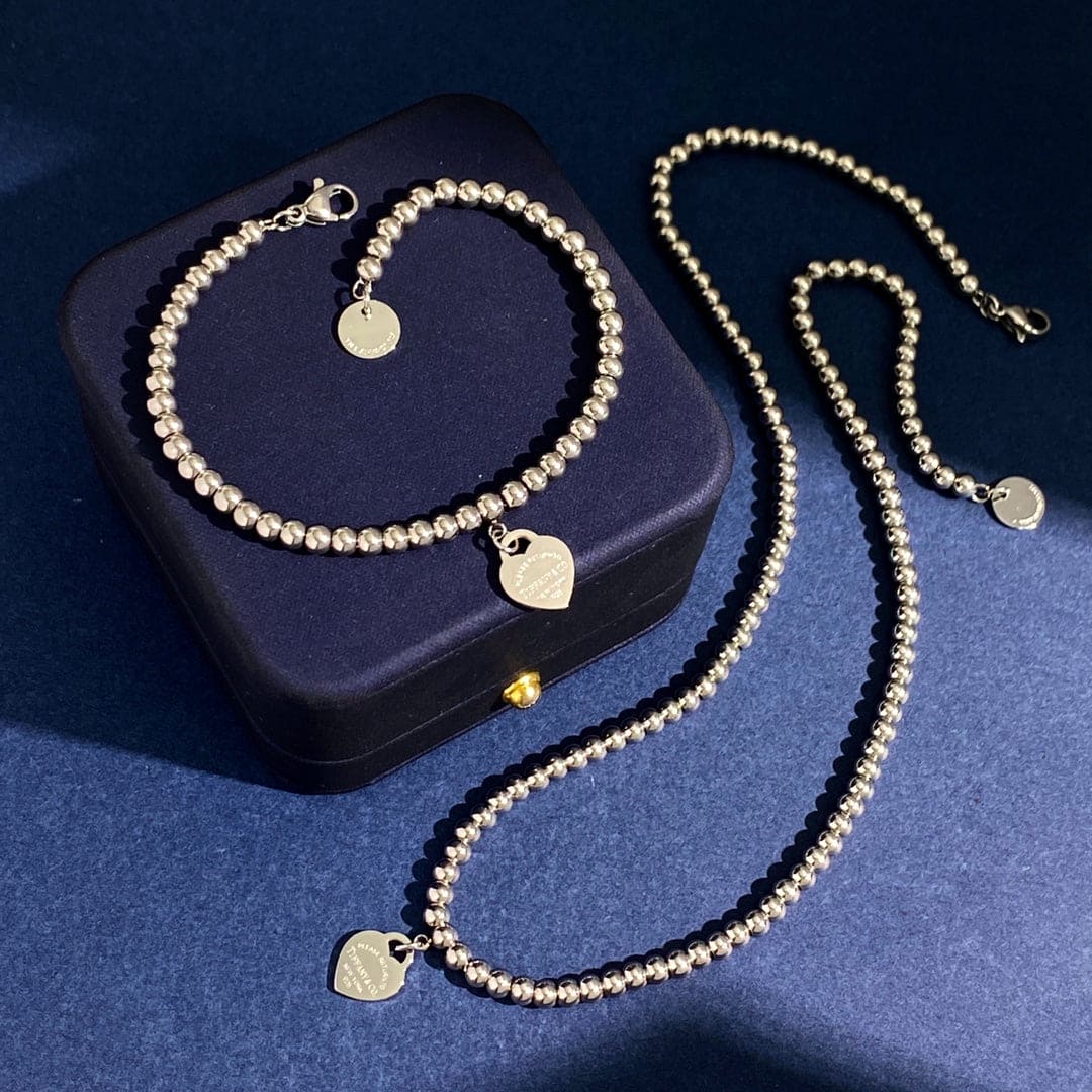 Tiffany Return to Heart Tag 18K Gold Bracelet