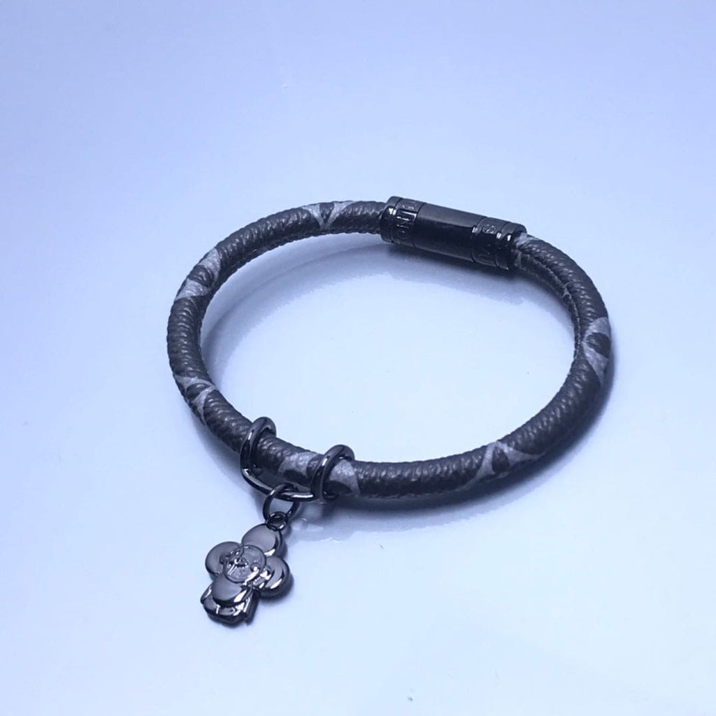 Louis Vuitton Hang It 18K Gold Bracelet