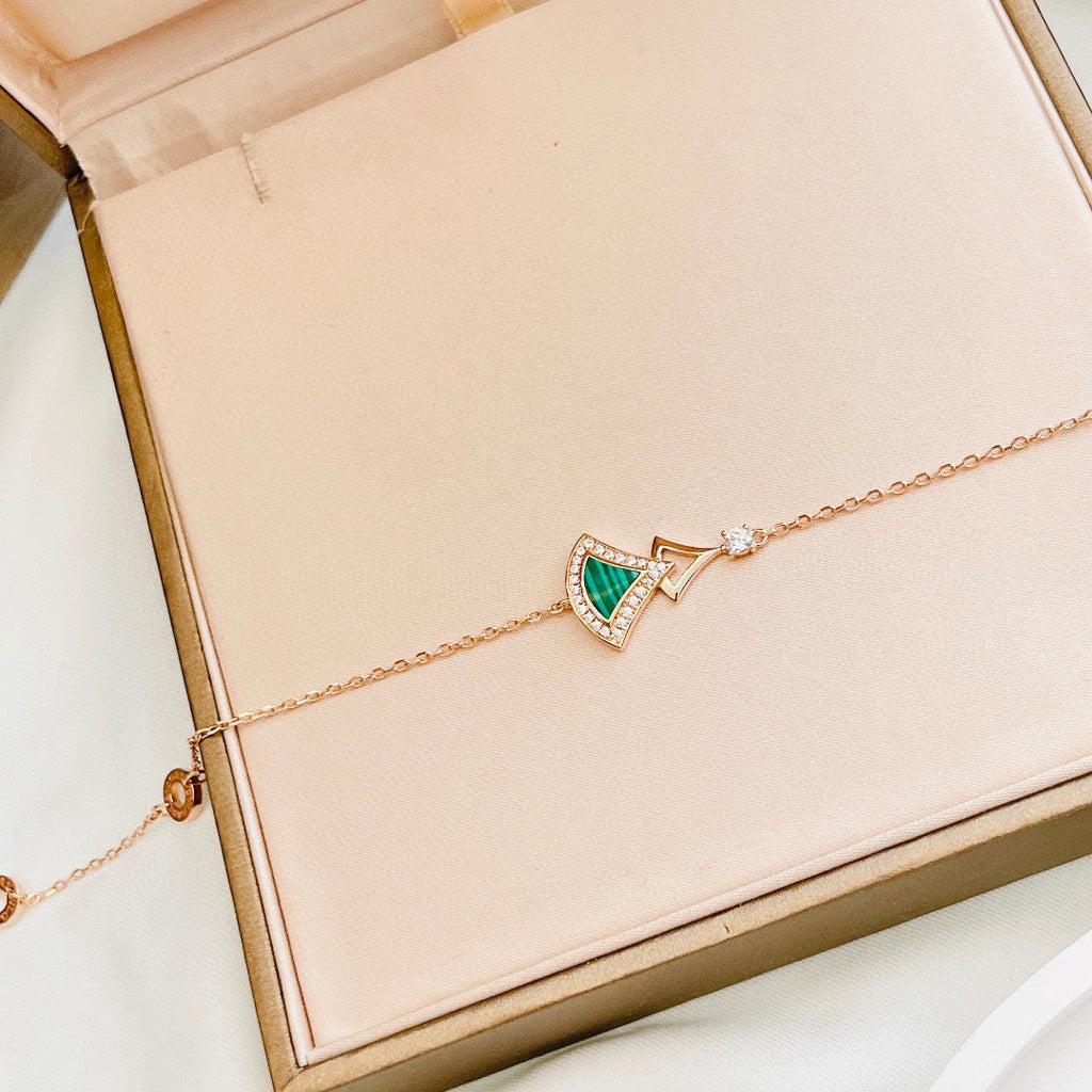 Bvlgari Dream Malachite 18K Gold Bracelet