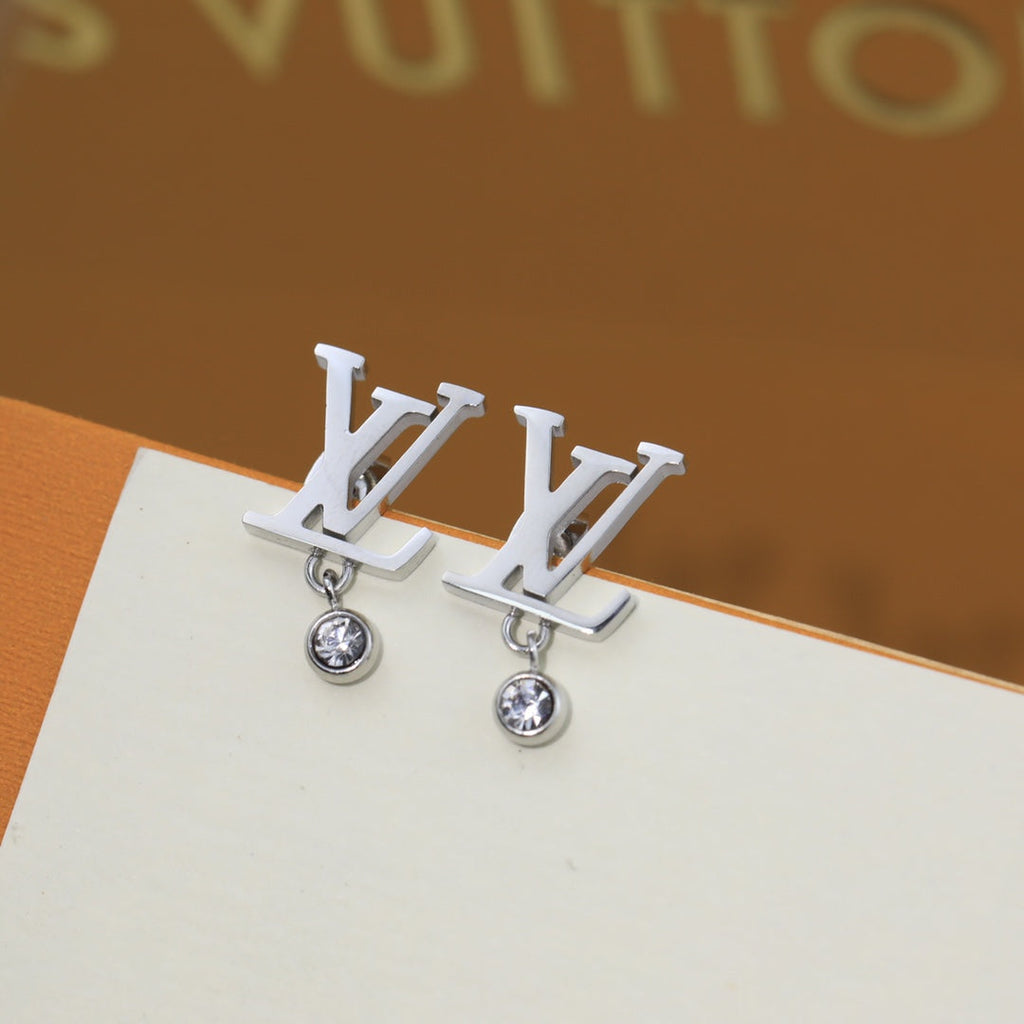 Louis Vuitton Diamond 18K Gold Earrings
