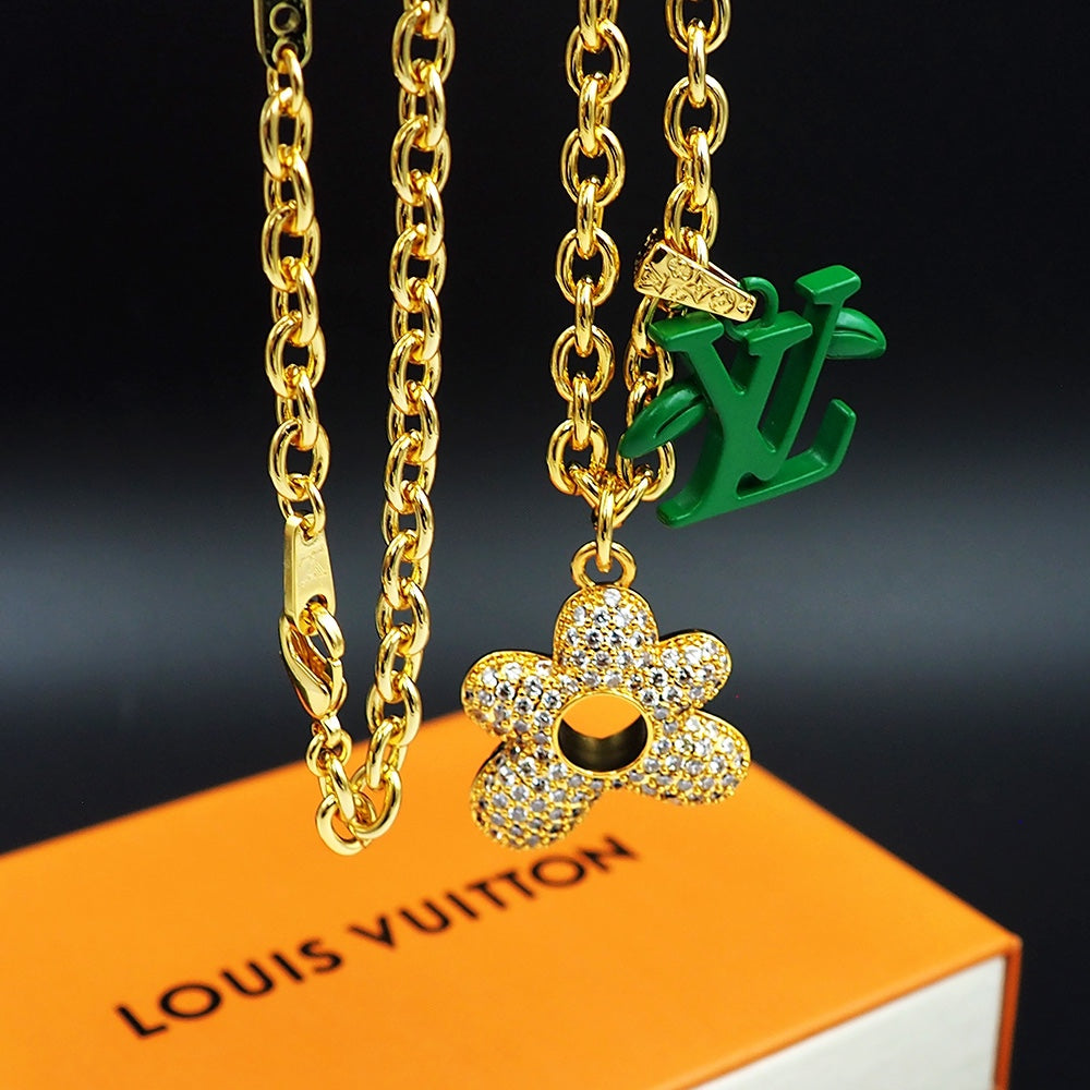 Louis Vuitton Blooming Pendant 18K Gold Necklace