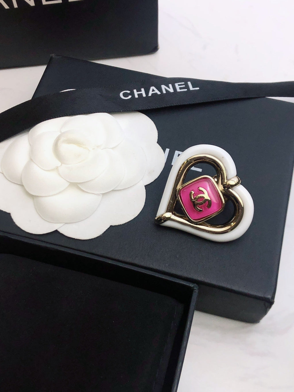 Chanel Heart 18K Gold Brooch