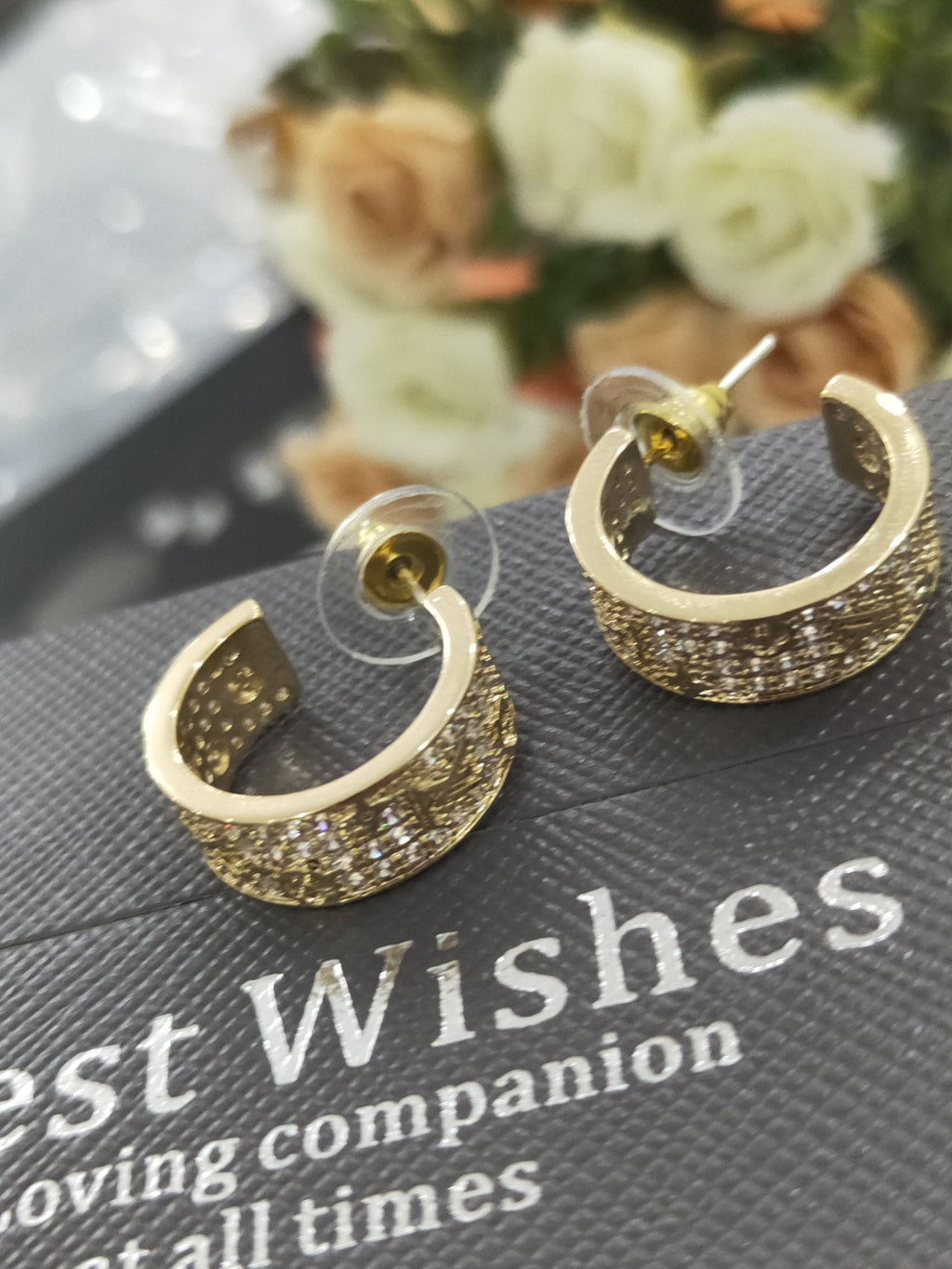 Louis Vuitton Circle 18K Gold Earrings