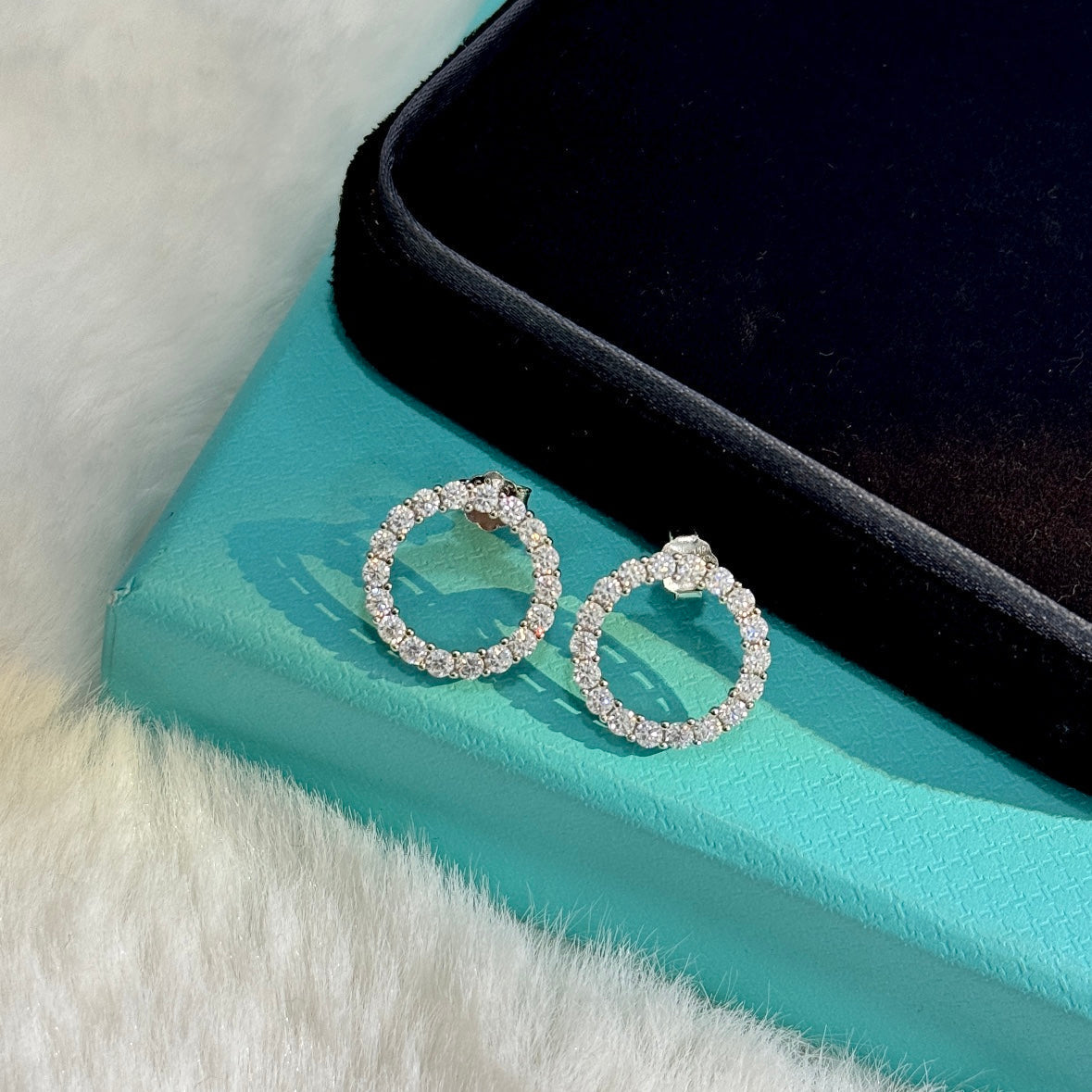 Tiffany Circle Diamonds 18K Gold Earrings