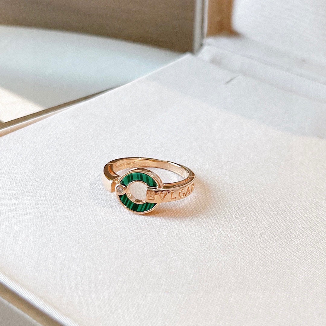 Bvlgari Malachite 18K Gold Ring