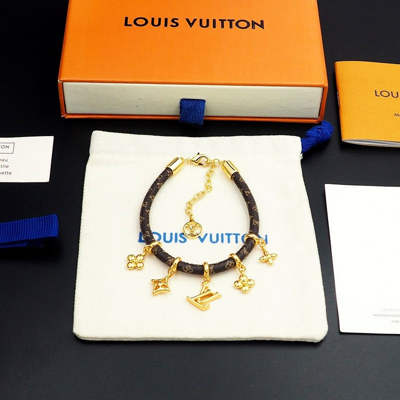 Louis Vuitton Blooming 18K Gold Bracelet